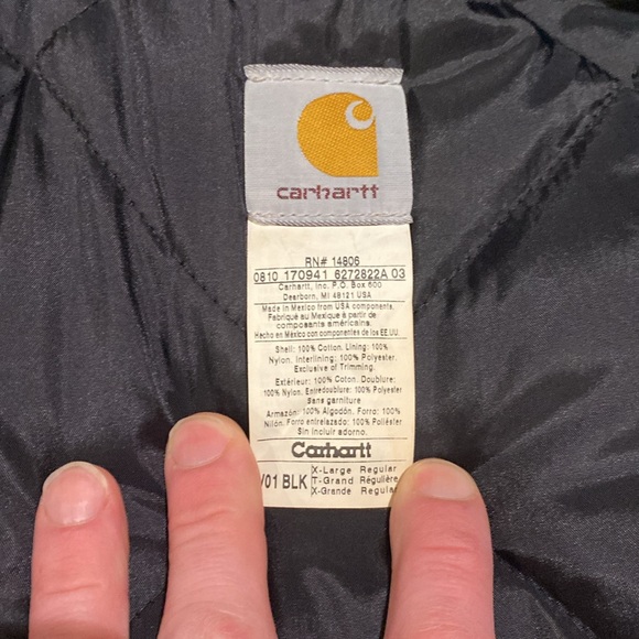 Carhartt Men's Black Vest - Picture 3 of 5